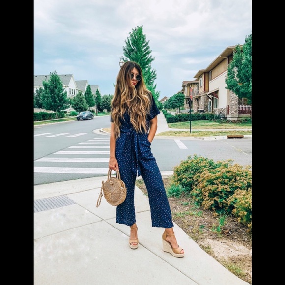 Inner Circle Pocketed Jumpsuit - Picture 3 of 3